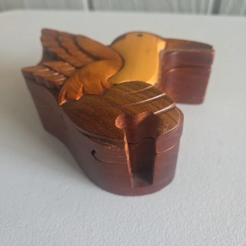 Hand Crafted Toy Wood Puzzle Artisan Figural Bird HUMMINGBIRD Puzzle Box As Is